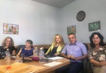 Работна среща в МОН за детайлите по процедурите за въвеждане на електронните дневници