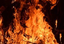 Учители помагат на своя колежка, останала без дом след пожар